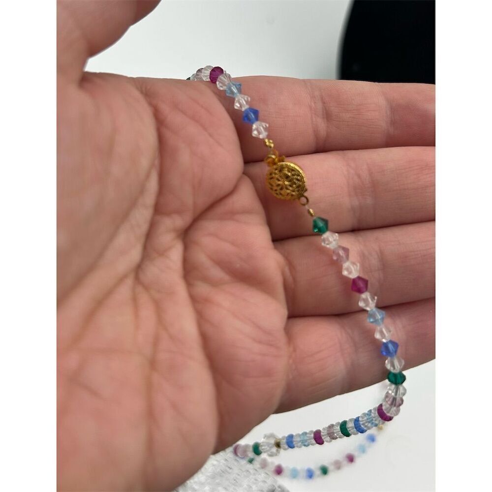 Multicolor Beaded Necklace Gold Tone Closure - Picture 3 of 3